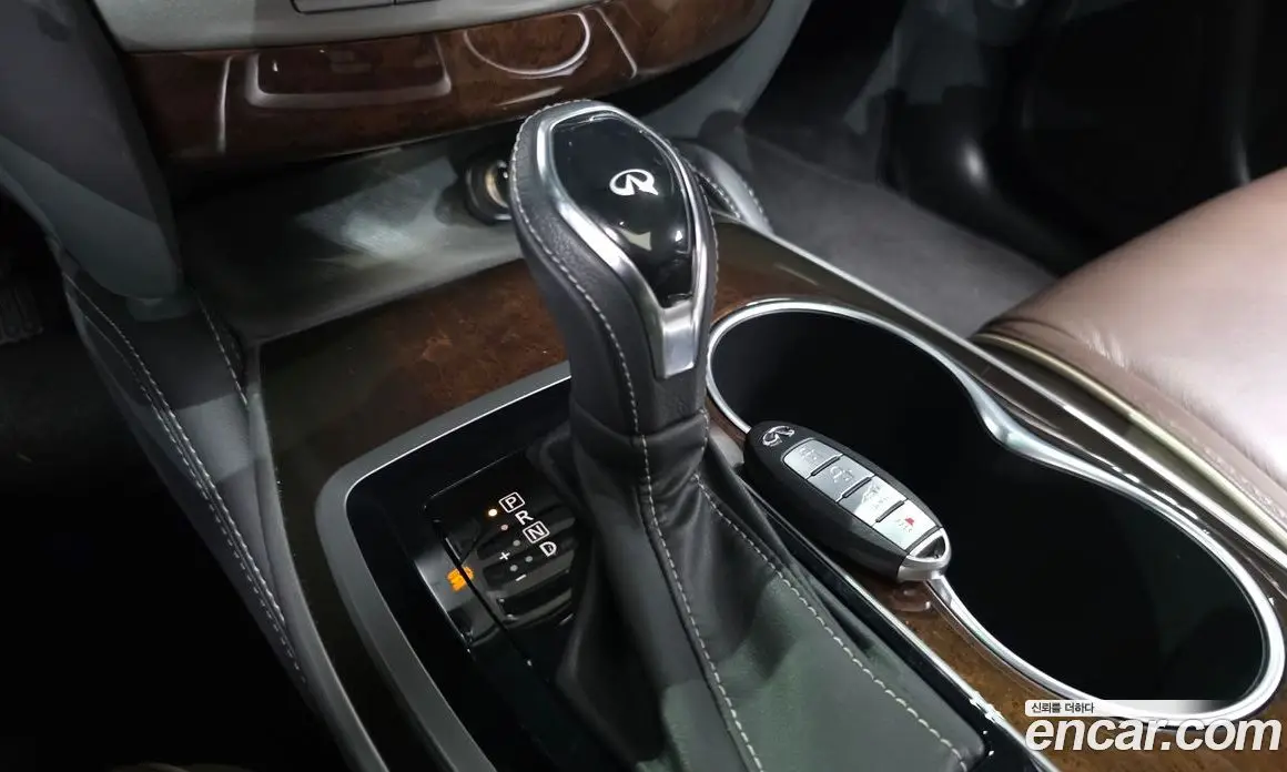Infiniti QX60 2018 3.5 автомат (гидро), фото 11 Infiniti QX60 2018 3.5 автомат (гидро), фото 11