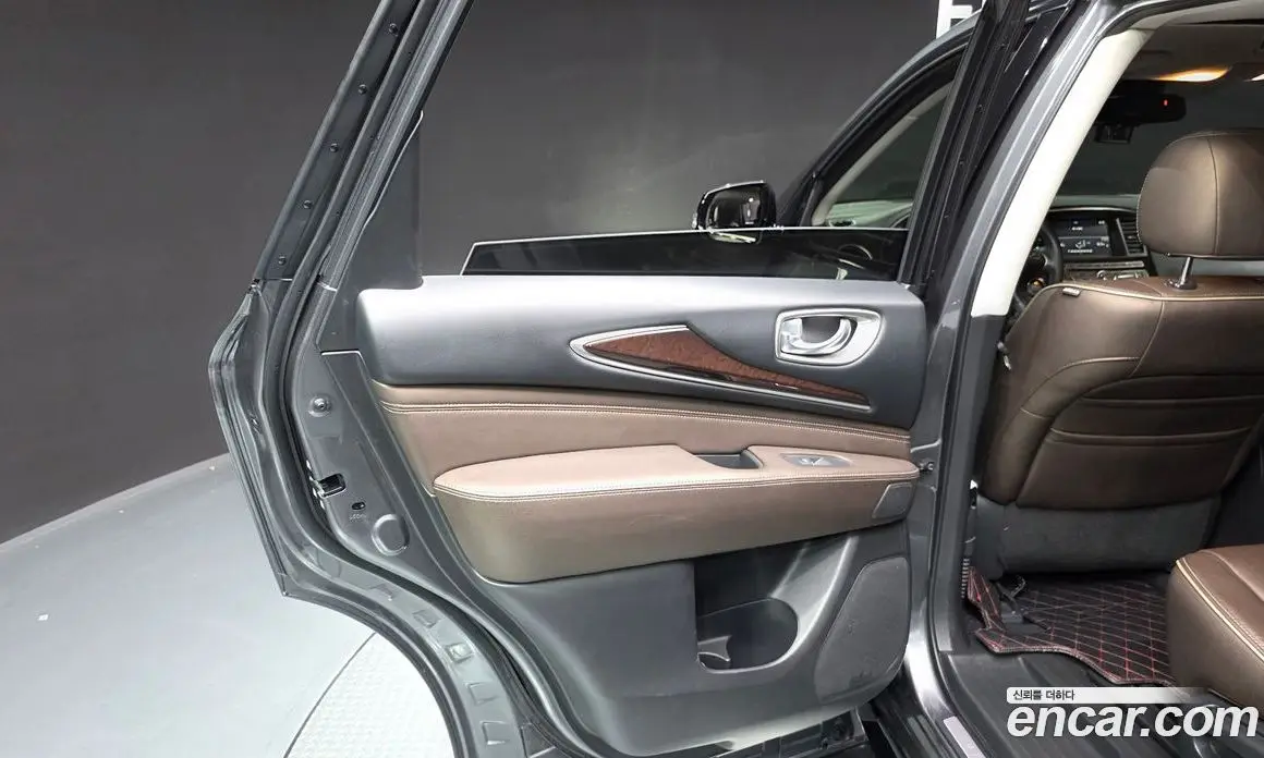 Infiniti QX60 2018 3.5 автомат (гидро), фото 14 Infiniti QX60 2018 3.5 автомат (гидро), фото 14