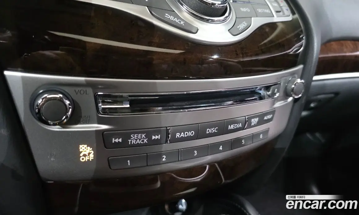 Infiniti QX60 2018 3.5 автомат (гидро), фото 33 Infiniti QX60 2018 3.5 автомат (гидро), фото 33
