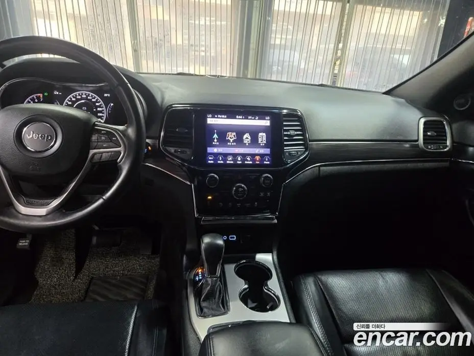 Jeep Cherokee 2019 3.6 автомат (гидро), фото 19
