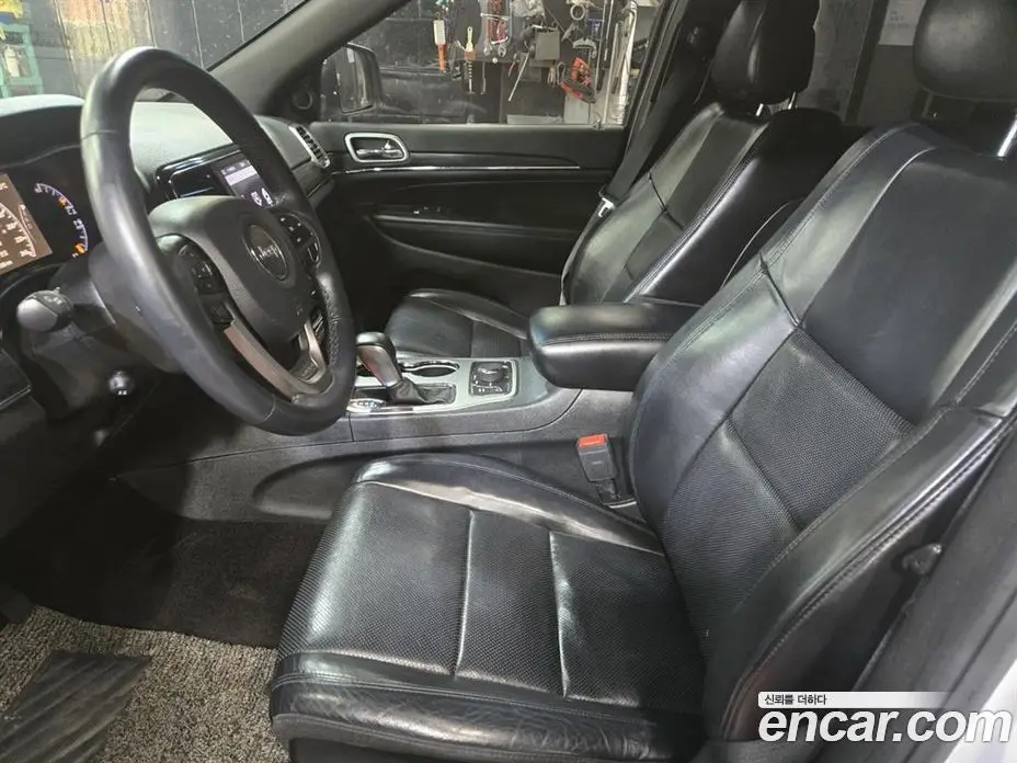 Jeep Cherokee 2019 3.6 автомат (гидро), фото 20