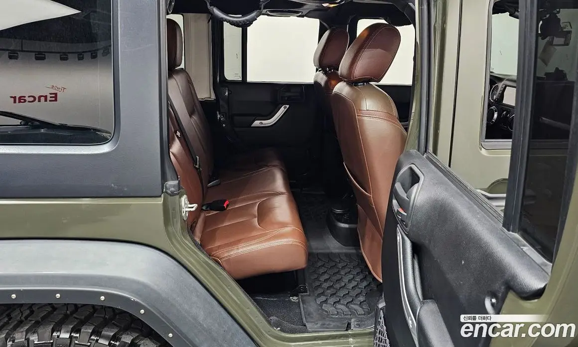 Jeep Wrangler 2015 3.6 автомат (гидро), фото 11