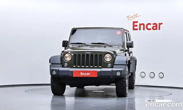 Jeep Wrangler 2015 3.6 автомат (гидро), миниатюра 3