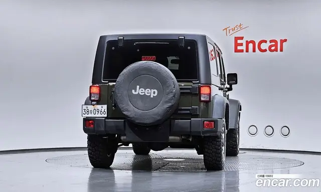 Jeep Wrangler 2015 3.6 автомат (гидро), миниатюра 4