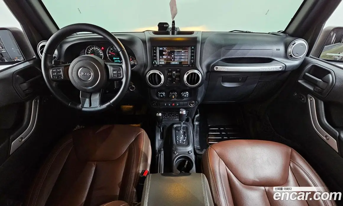Jeep Wrangler 2015 3.6 автомат (гидро), фото 7