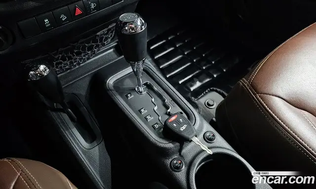 Jeep Wrangler 2015 3.6 автомат (гидро), миниатюра 9