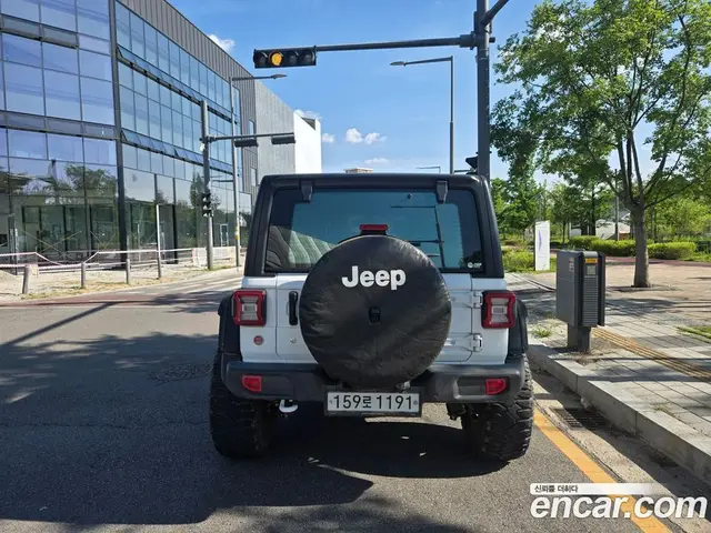 Jeep Wrangler 2020 2.0 автомат (гидро), миниатюра 5