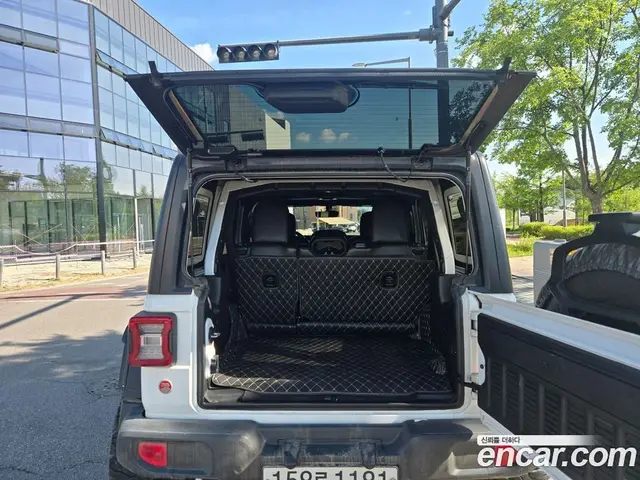 Jeep Wrangler 2020 2.0 автомат (гидро), миниатюра 7