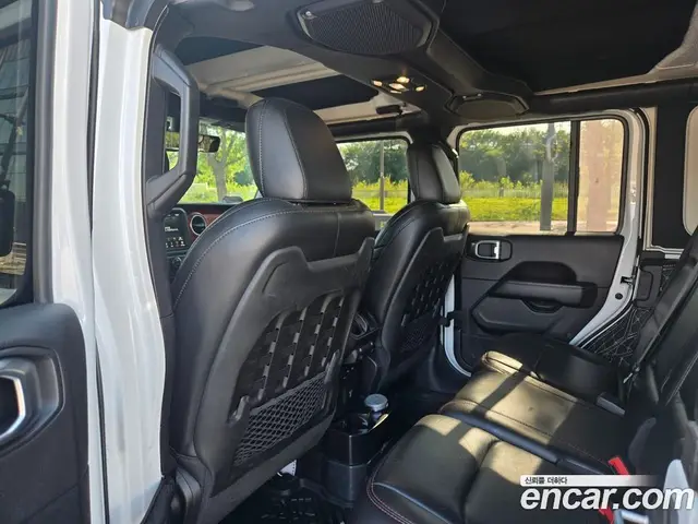 Jeep Wrangler 2020 2.0 автомат (гидро), миниатюра 10