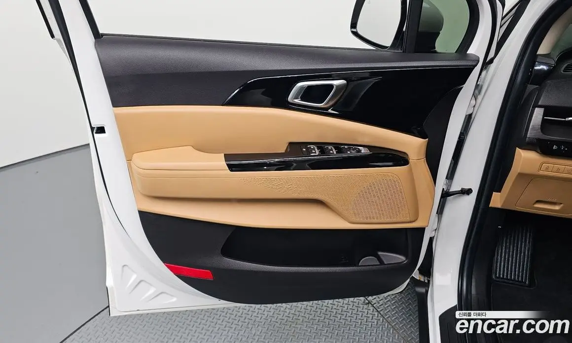 Kia Carnival 2020 2.2 автомат (гидро), фото 14