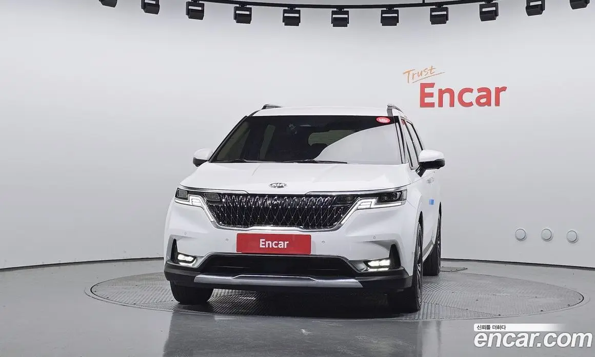 Kia Carnival 2020 2.2 автомат (гидро), фото 3