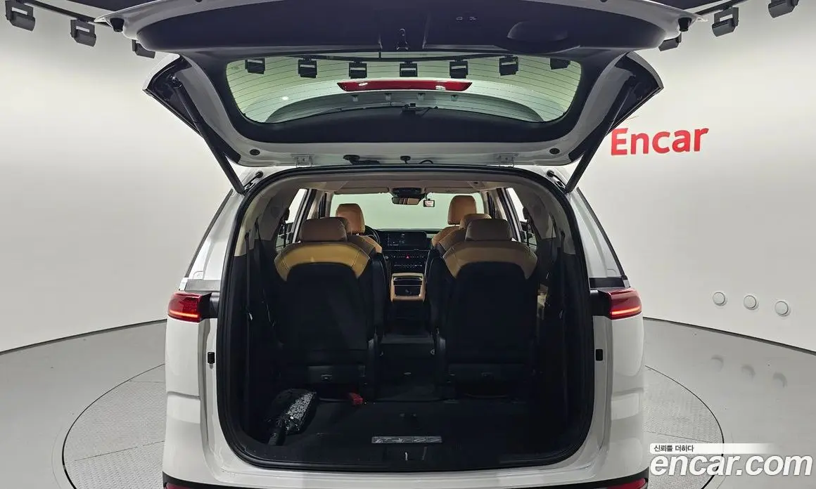 Kia Carnival 2020 2.2 автомат (гидро), фото 23