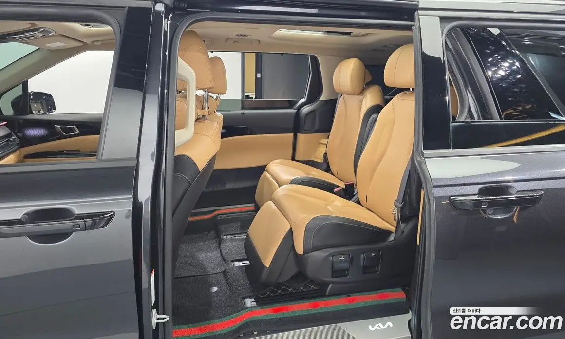 Kia Carnival 2022 3.5 автомат (гидро), фото 11