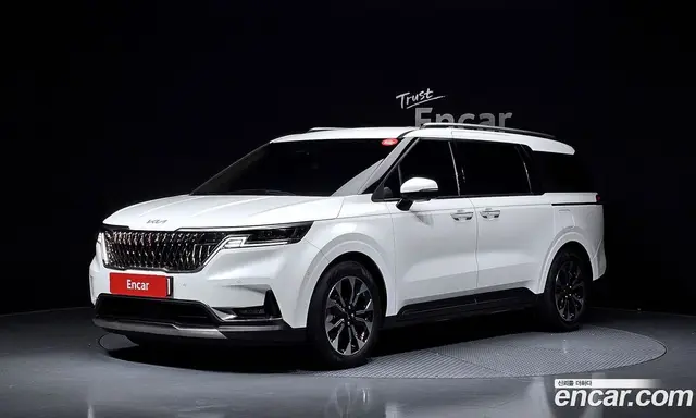Kia Carnival, 2023, 15 004 км