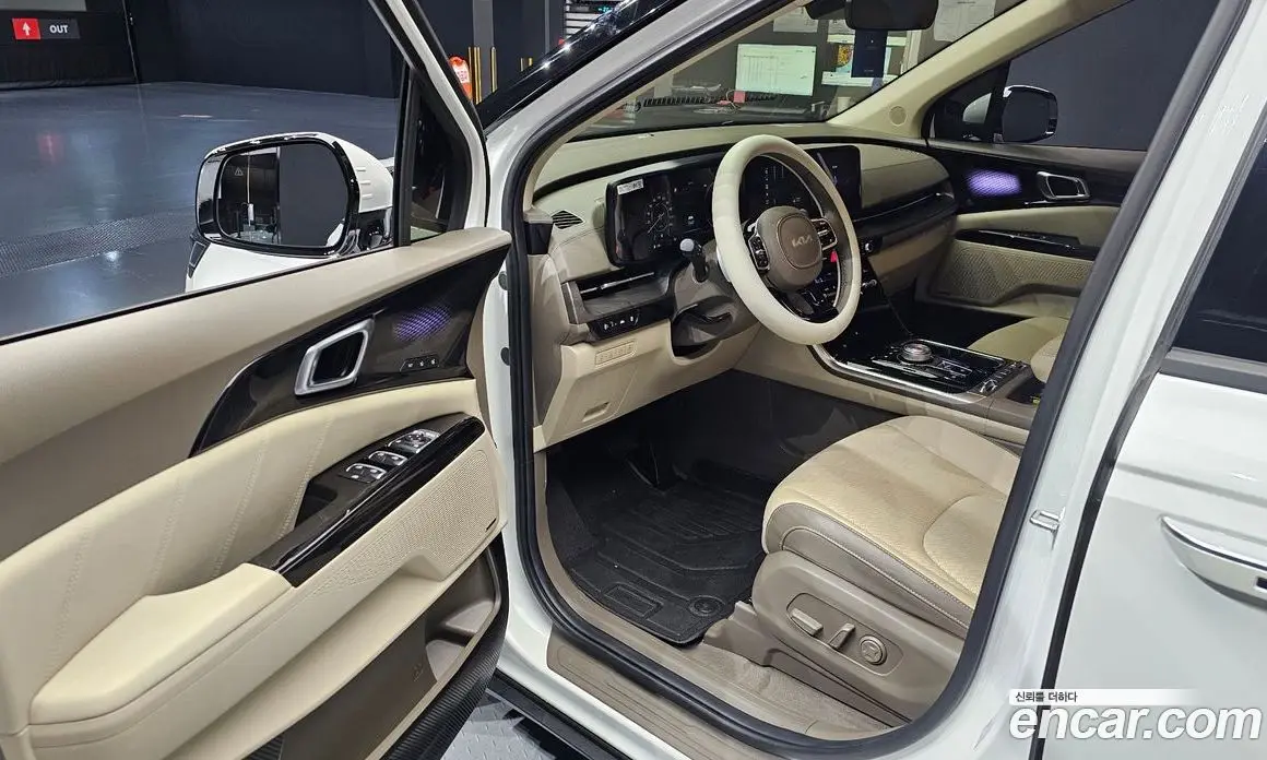 Kia Carnival 2023 3.5 автомат (гидро), фото 10