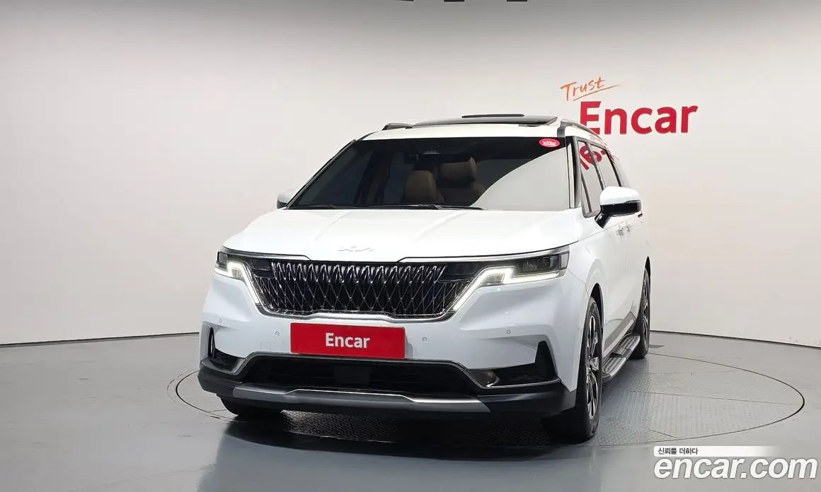 Kia Carnival 2023 3.5 автомат (гидро), фото 3