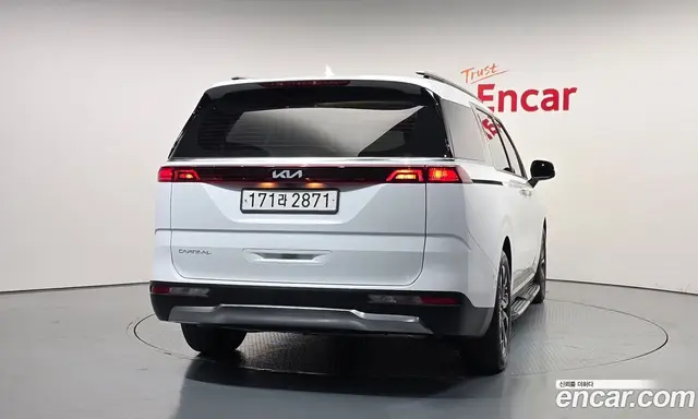 Kia Carnival 2023 3.5 автомат (гидро), миниатюра 4