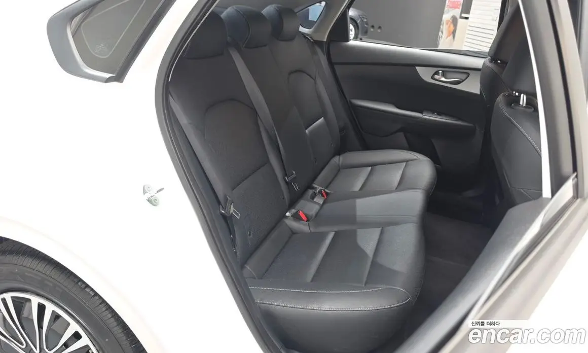 Kia K3 2022 1.6 автомат (гидро), фото 18
