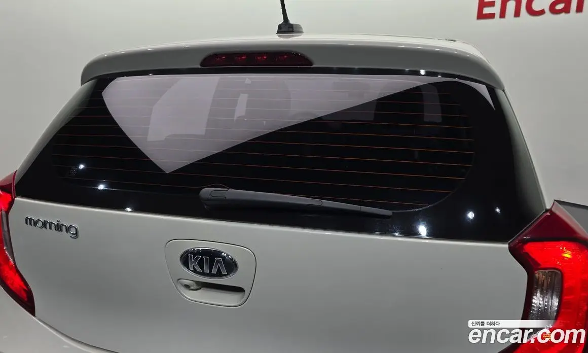Kia Morning 2018 1.0 автомат (гидро), фото 25