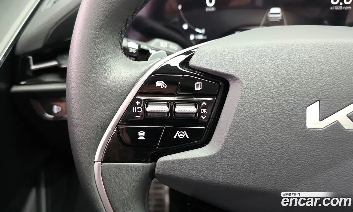 Kia Niro 2022 1.6 автомат (гидро), фото 17