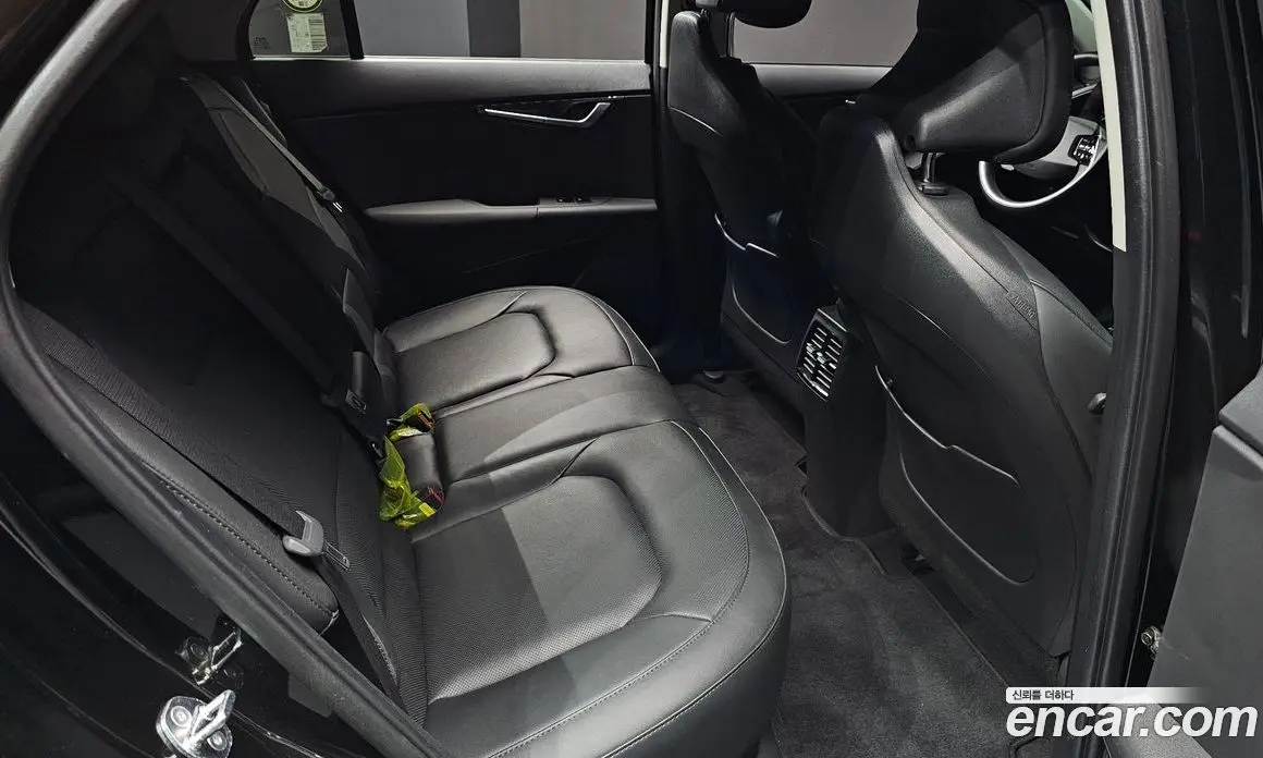 Kia Niro 2023 0.2 автомат (гидро), фото 17