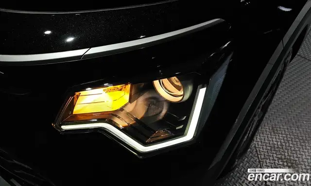 Kia Niro 2023 0.2 автомат (гидро), миниатюра 8