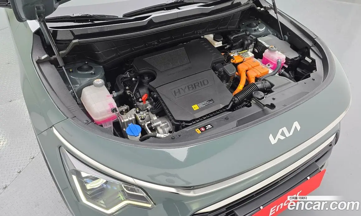 Kia Niro 2023 1.6 автомат (гидро), фото 6