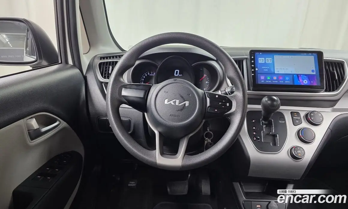 Kia Ray 2022 1.0 автомат (гидро), фото 13
