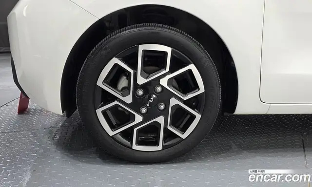 Kia Ray 2024 1.0 автомат (гидро), миниатюра 5