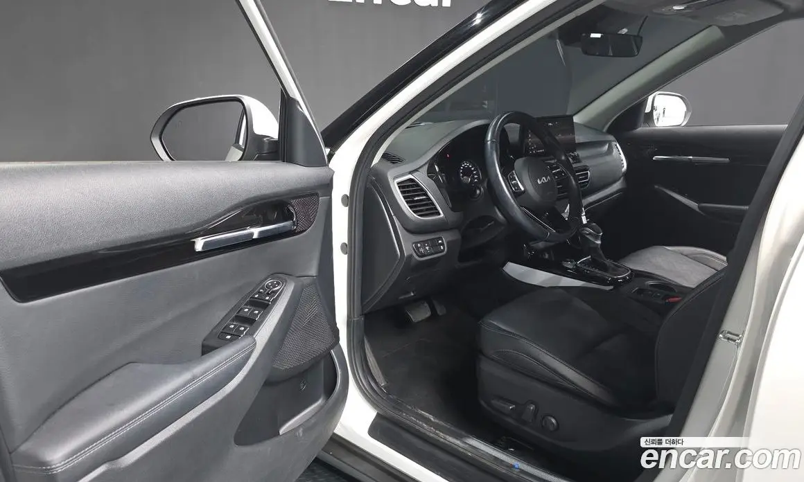 Kia Seltos 2022 1.6 автомат (гидро), фото 13