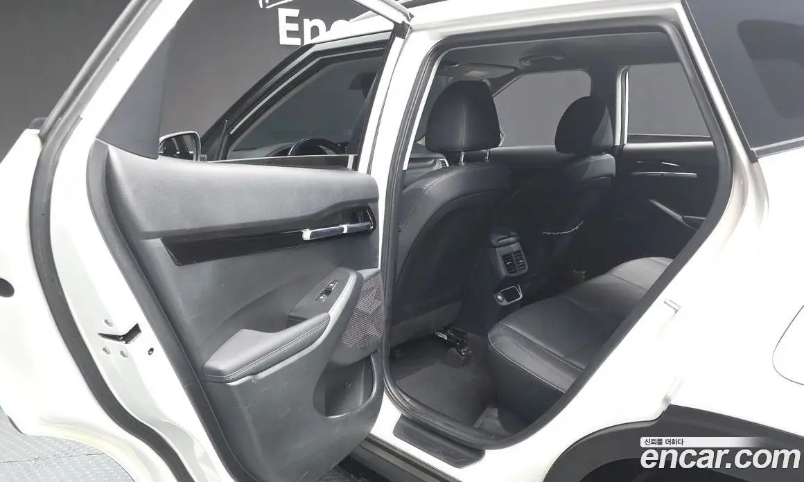 Kia Seltos 2022 1.6 автомат (гидро), фото 16
