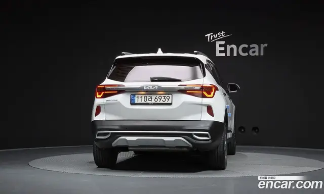 Kia Seltos 2022 1.6 автомат (гидро), миниатюра 4