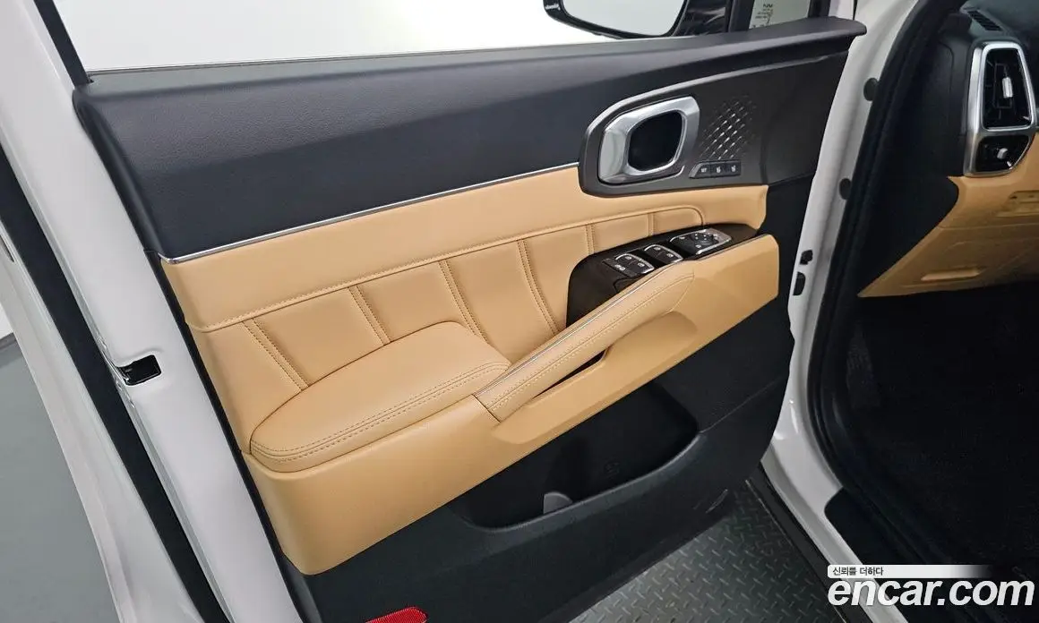 Kia Sorento 2023 2.5 автомат (гидро), фото 14