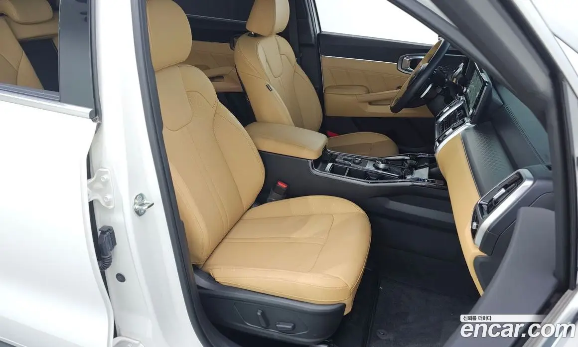 Kia Sorento 2023 2.5 автомат (гидро), фото 17