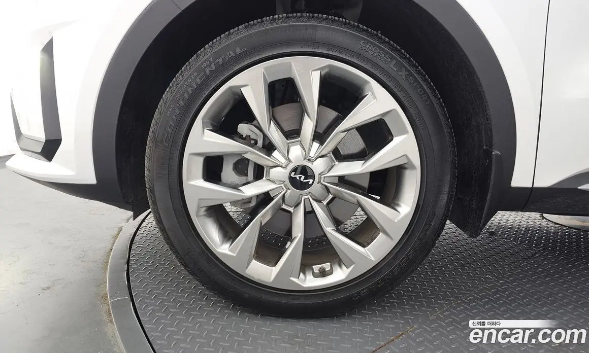 Kia Sorento 2023 2.5 автомат (гидро), фото 5