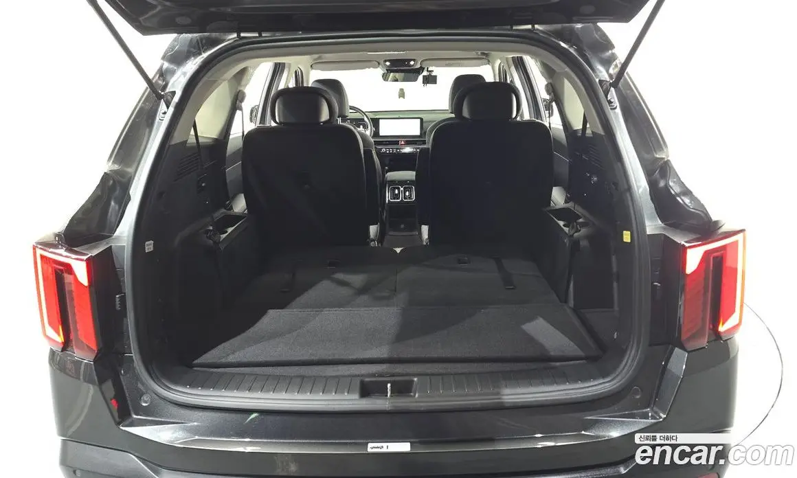 Kia Sorento 2023 2.2 автомат (гидро), фото 17