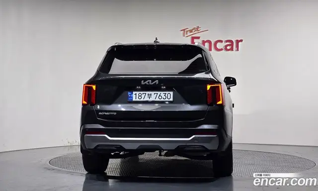 Kia Sorento 2023 2.2 автомат (гидро), миниатюра 4