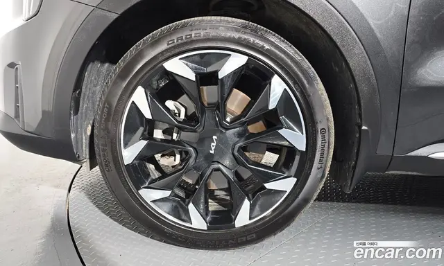 Kia Sorento 2023 2.2 автомат (гидро), миниатюра 5