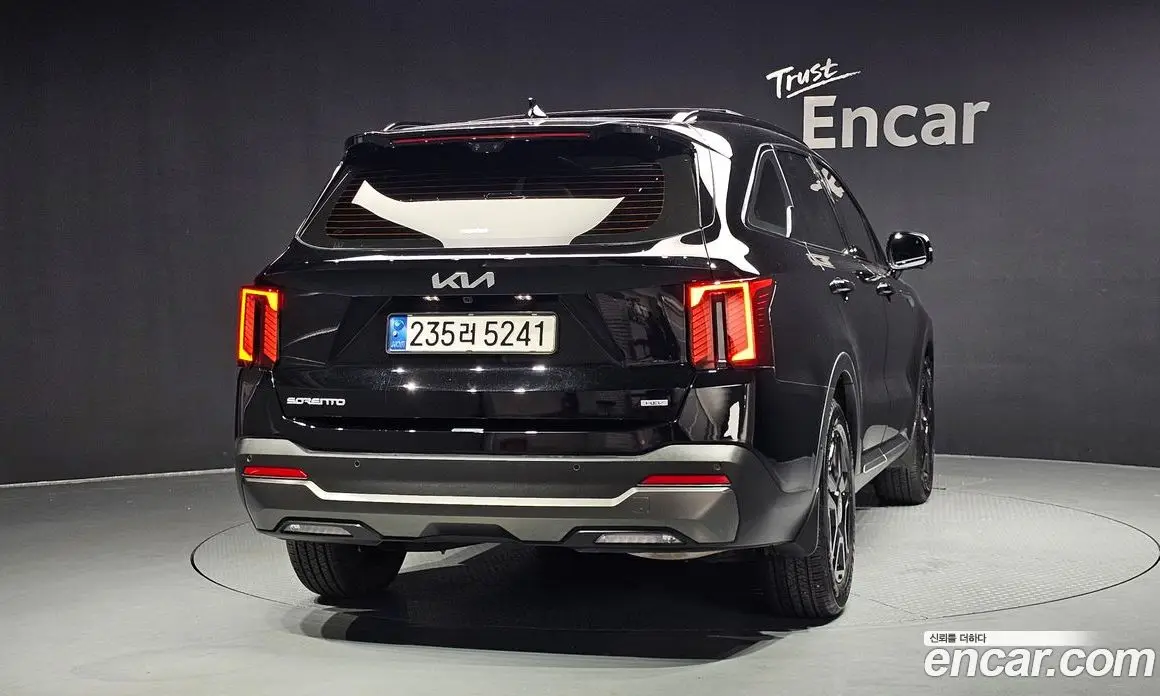 Kia Sorento 2024 1.6 автомат (гидро), фото 4