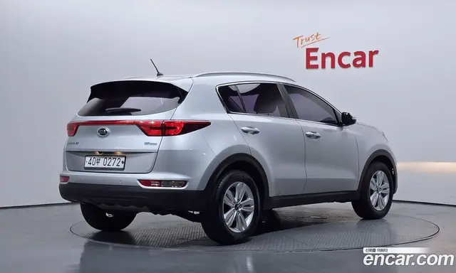 Kia Sportage 2015 1.7 автомат (гидро), миниатюра 2