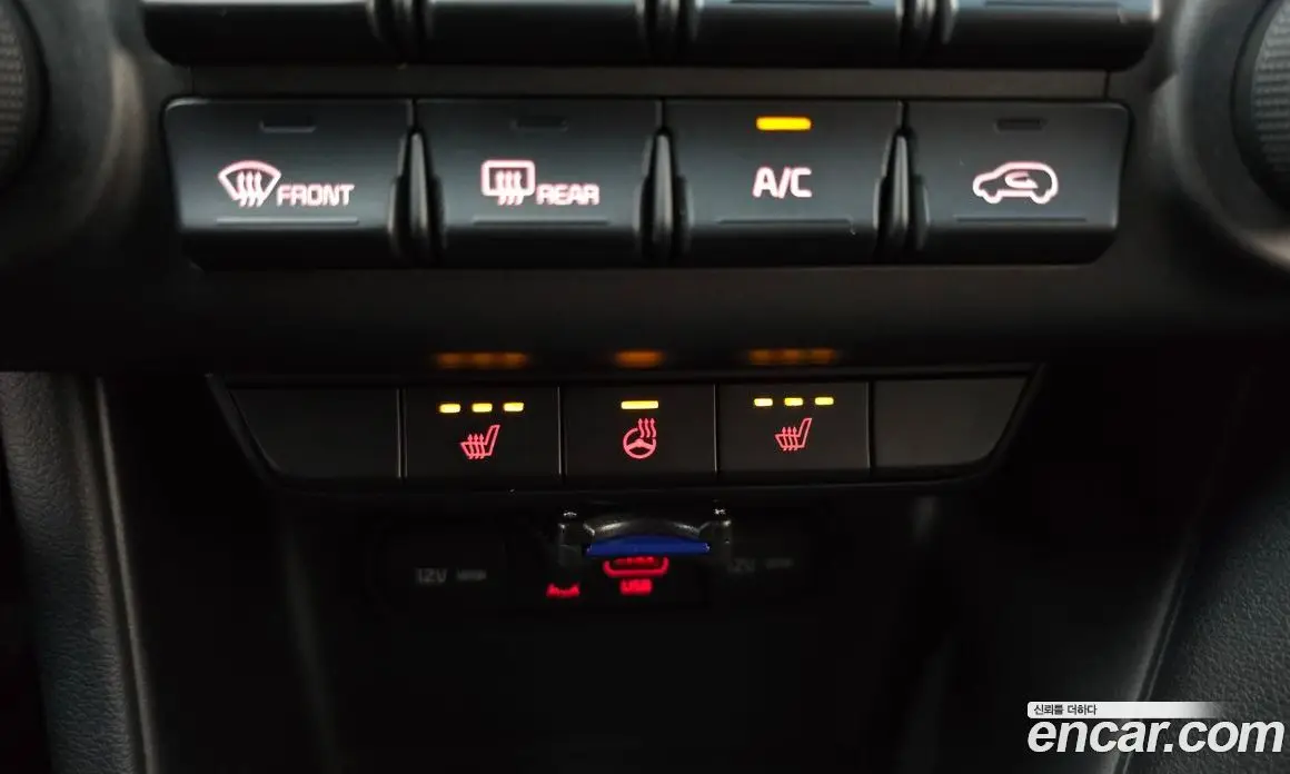 Kia Sportage 2015 1.7 автомат (гидро), фото 18