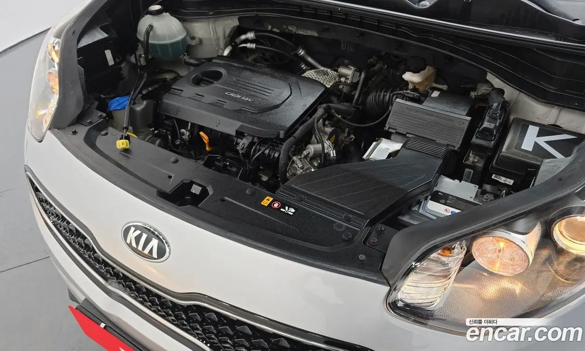 Kia Sportage 2015 1.7 автомат (гидро), фото 6