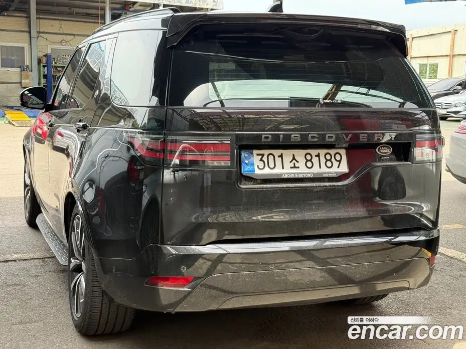 Land Rover Discovery 2022 3.0 автомат (гидро), фото 3
