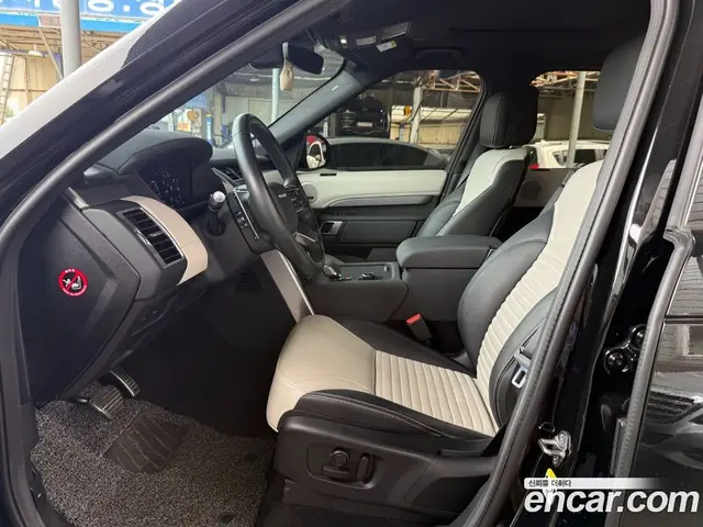 Land Rover Discovery 2022 3.0 автомат (гидро), миниатюра 8