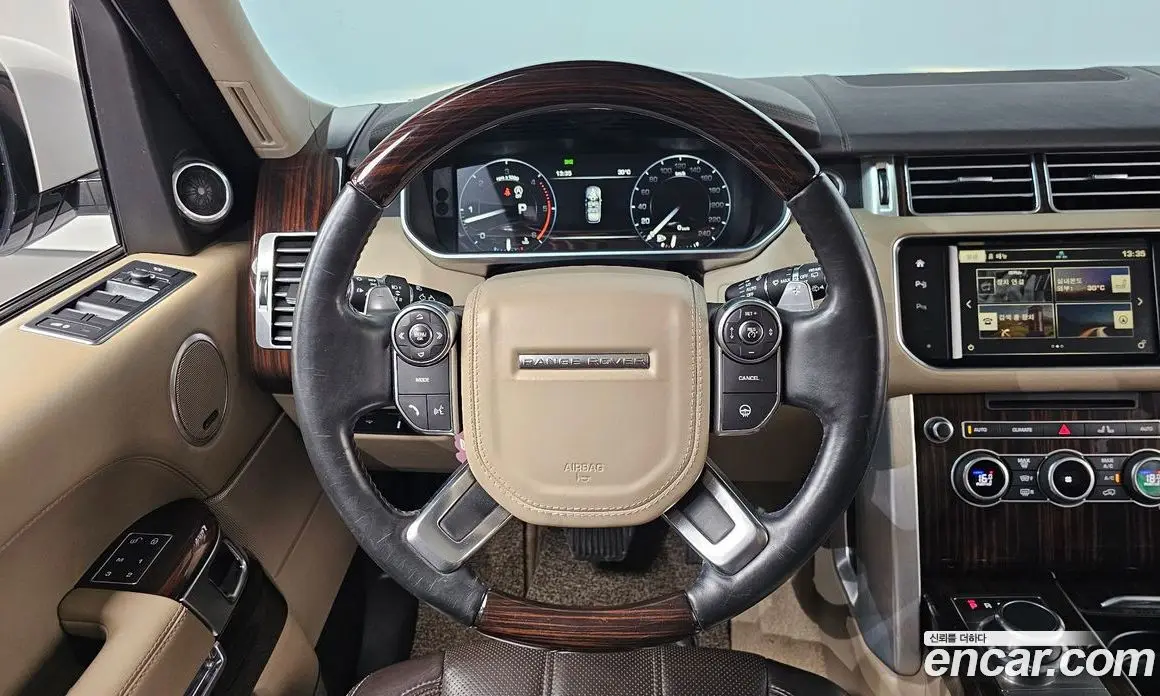 Land Rover Range Rover 2016 4.4 автомат (гидро), фото 12