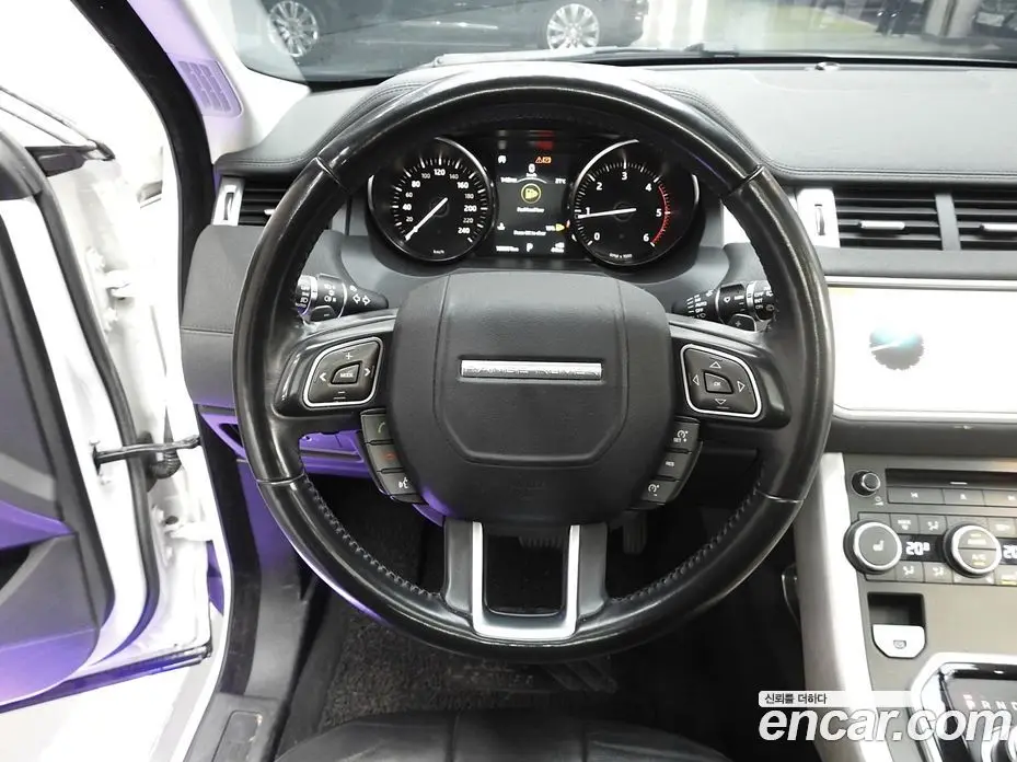Land Rover Range Rover Evoque 2018 2.0 автомат (гидро), фото 18