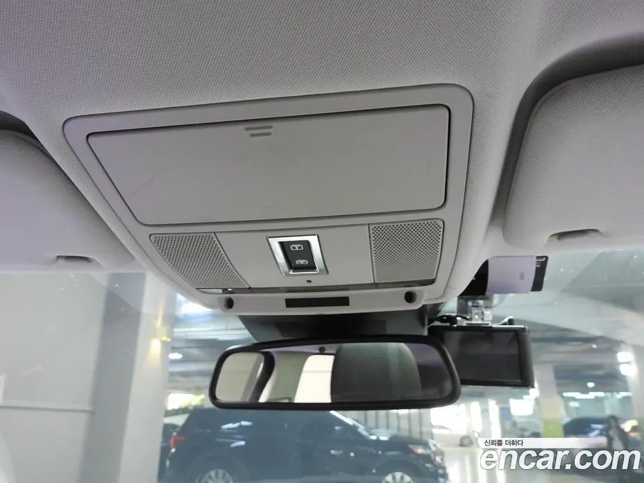 Land Rover Range Rover Evoque 2018 2.0 автомат (гидро), фото 19
