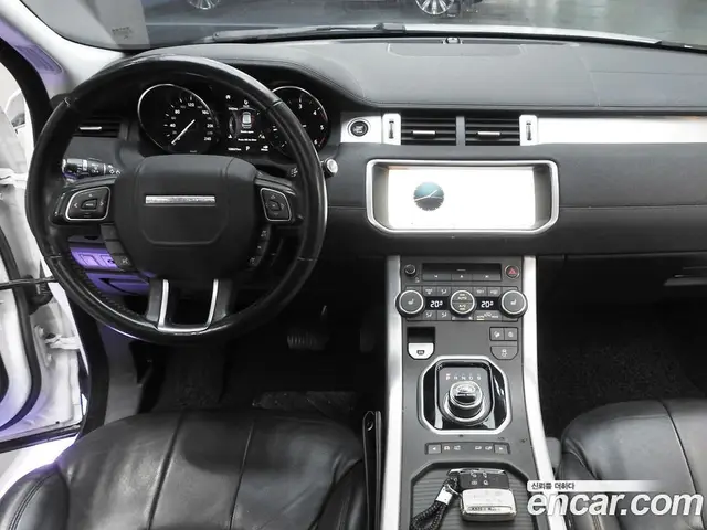 Land Rover Range Rover Evoque 2018 2.0 автомат (гидро), миниатюра 7