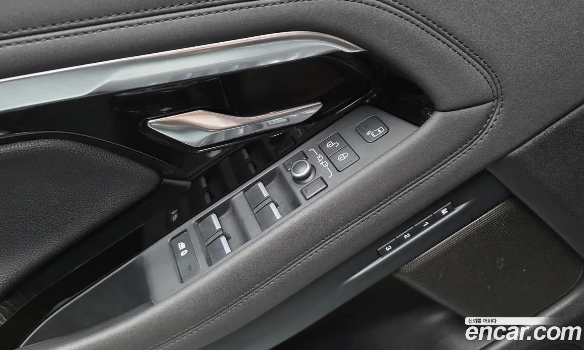 Land Rover Range Rover Evoque 2020 2.0 автомат (гидро), фото 24