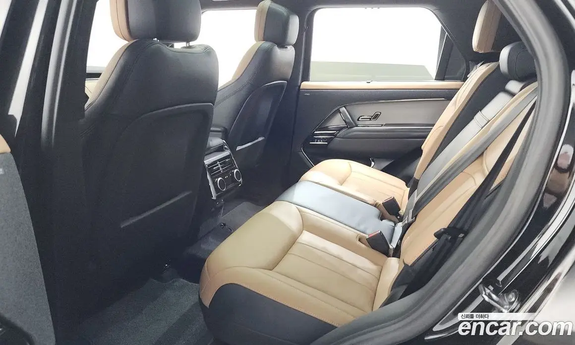Land Rover Range Rover Sport 2024 3.0 автомат (гидро), фото 27